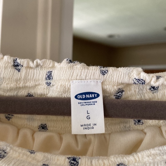 Old Navy hippie/prairie skirt size large - Picture 2 of 2